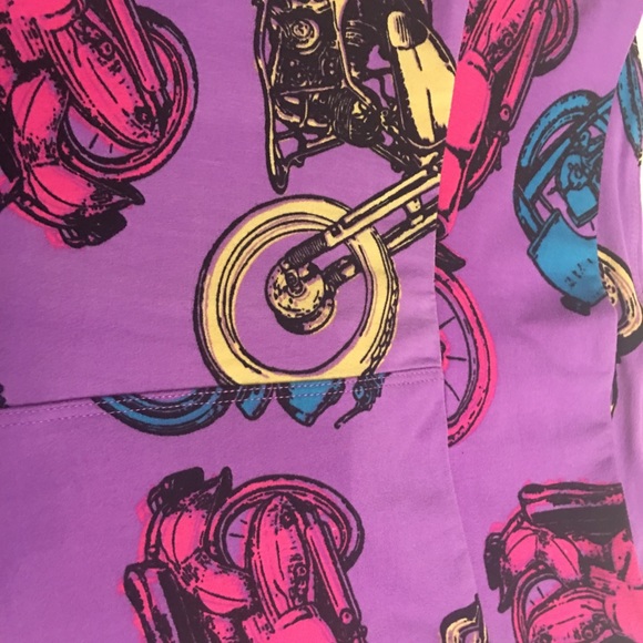 LulaRoe motorcycle pattern leggings - Picture 2 of 4